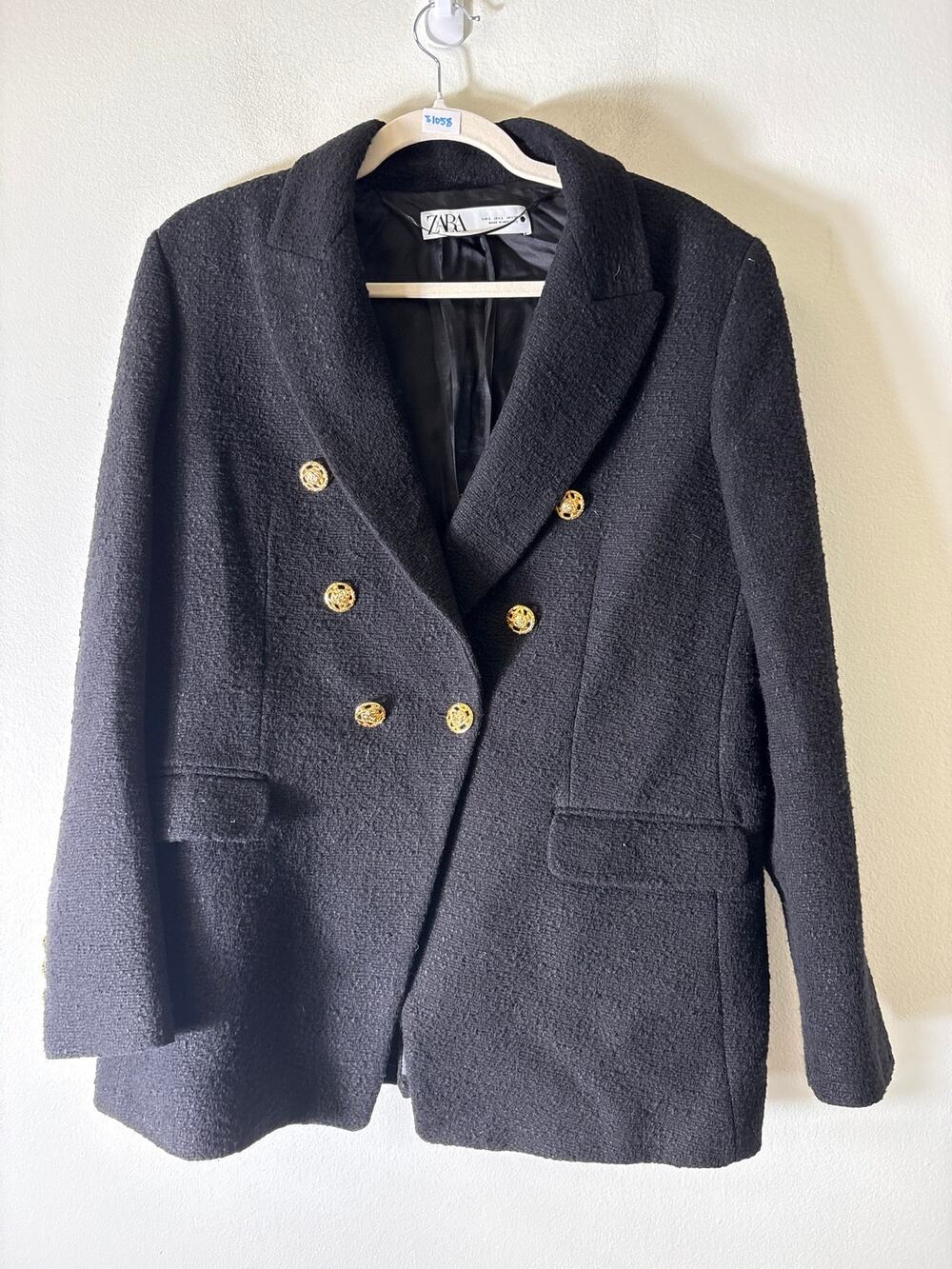 Zara Black Boucle With Gold Button Jacket Sz L